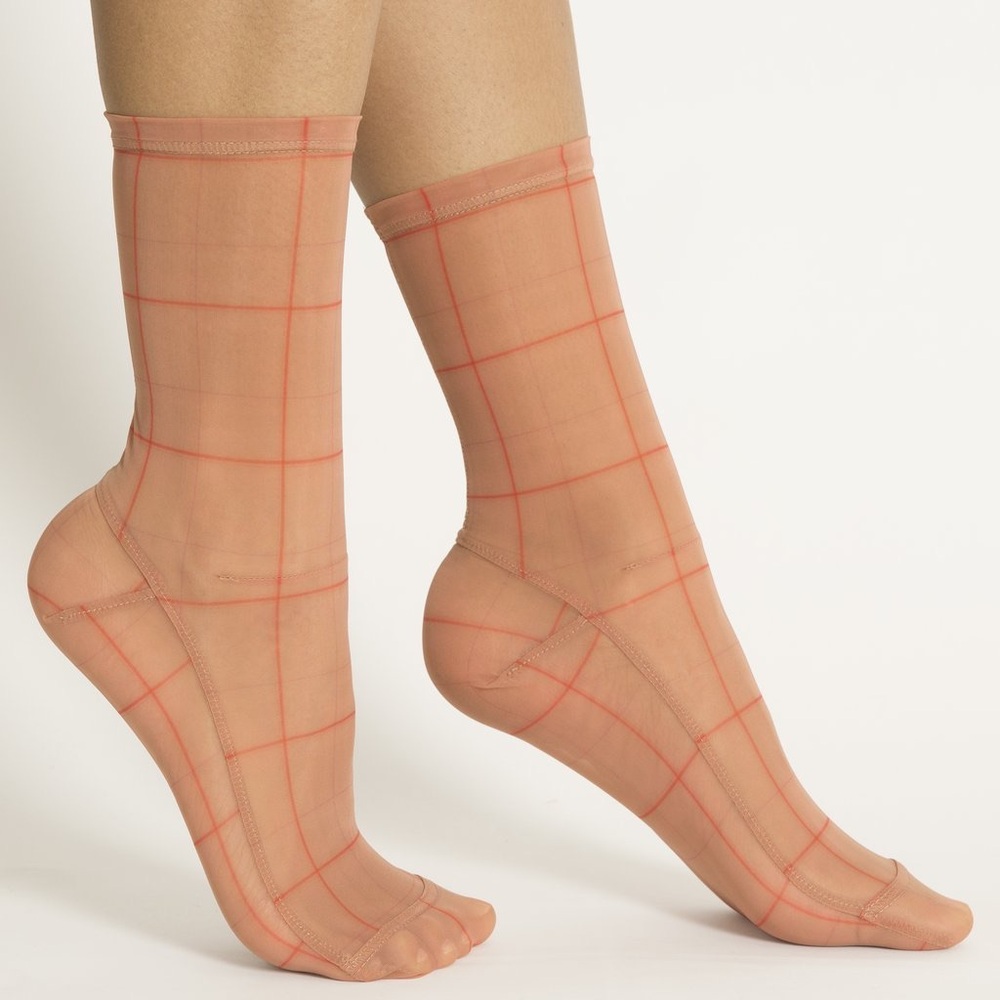 DARNER Red Checkered Mesh Sock